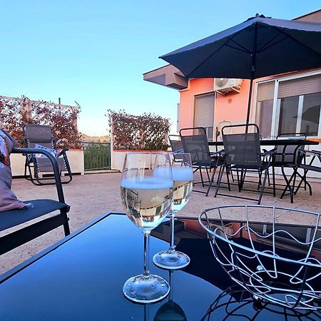 Stella-Guesthouse Solarino Экстерьер фото