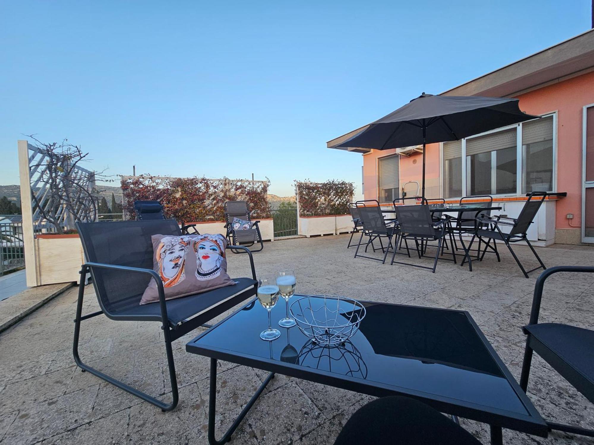 Stella-Guesthouse Solarino Экстерьер фото